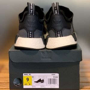 Adidas NMD_R1, US Men’s 9, Black